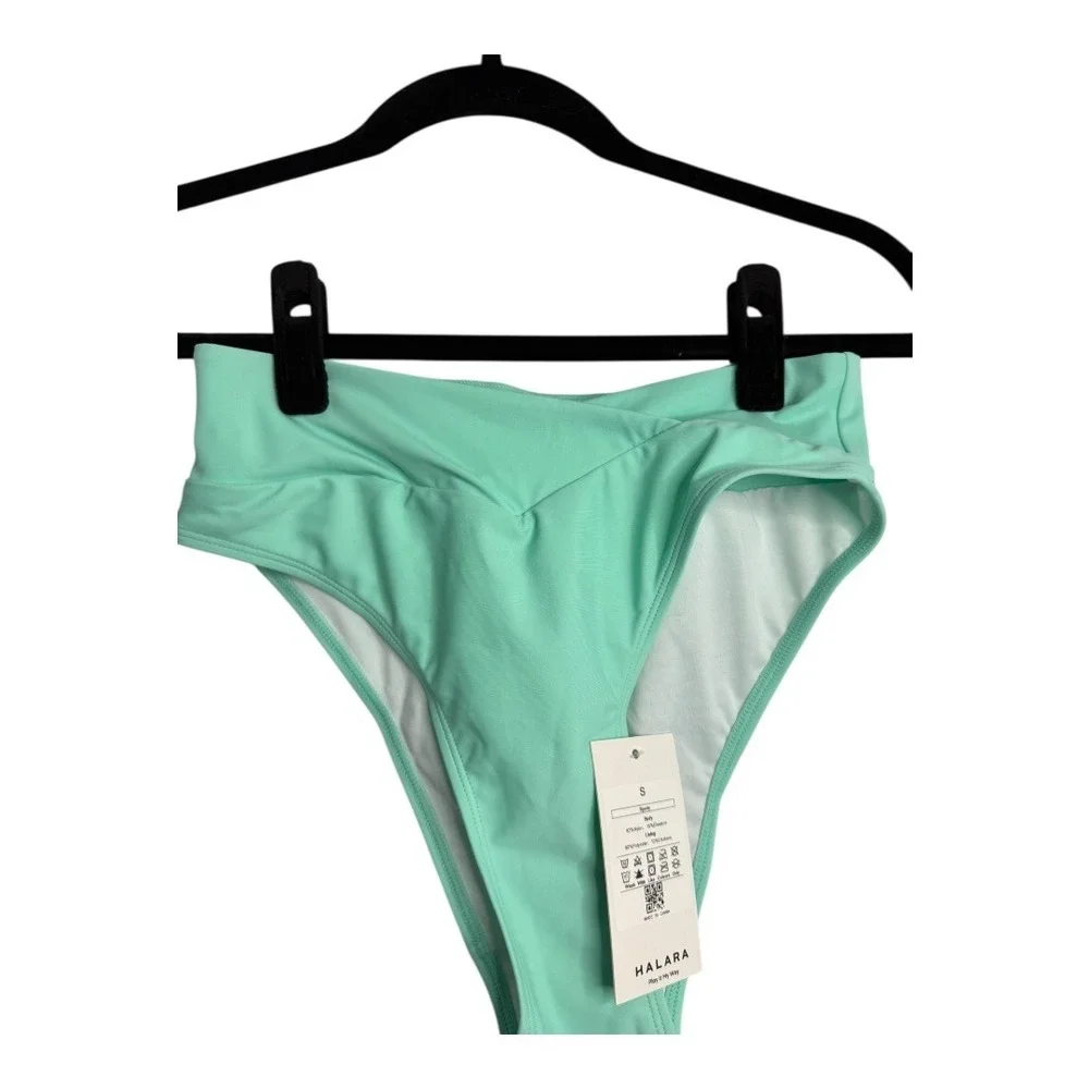 Halara Crossover Bikini Bottom in Fresh Green Onion Small‎ NEW
